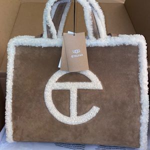 Medium Ugg x Telfar Shopping Bag